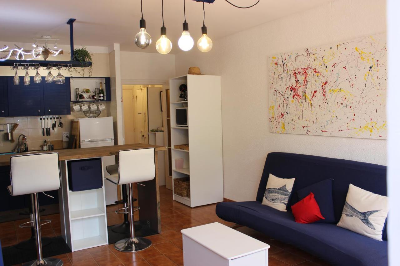 Luxury 4 Bed Apartment On Coastal Footpath At Cap Ras Llança Eksteriør bilde